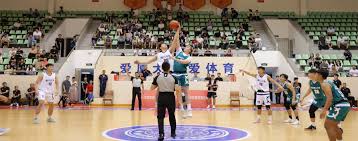 这可能与曼
